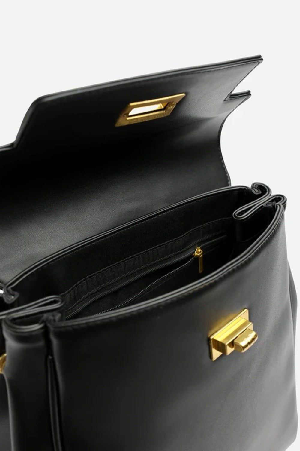 Mochila de piel sintética lisa premium en color negro – Maizob